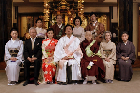 この日の報告式は両家親族のみで行いました。